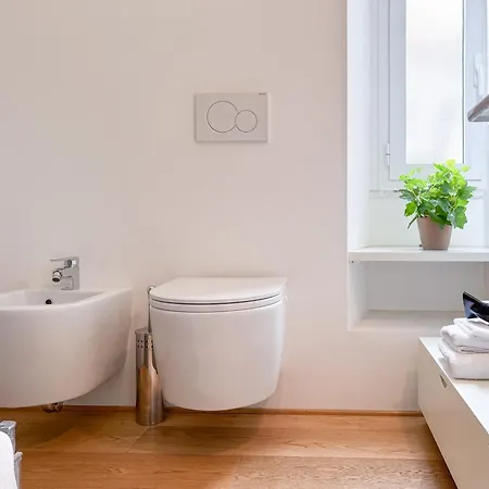 Apartment San Marco Hideaway - New Exclusive Milan